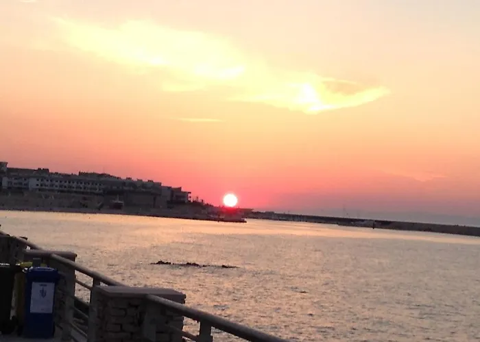 Al Porto בית הארחה